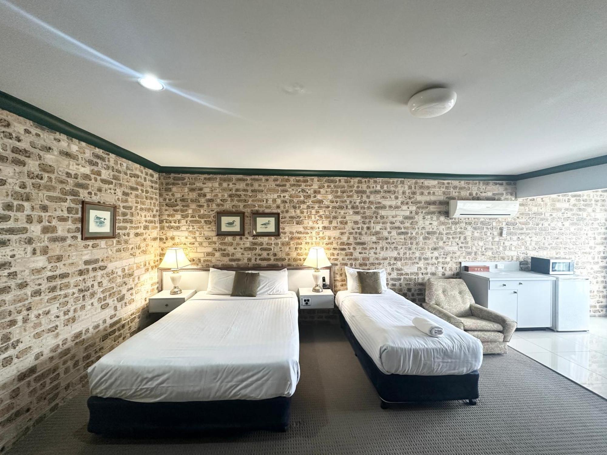 Motel Sir Francis Drake à Heatherbrae Extérieur photo