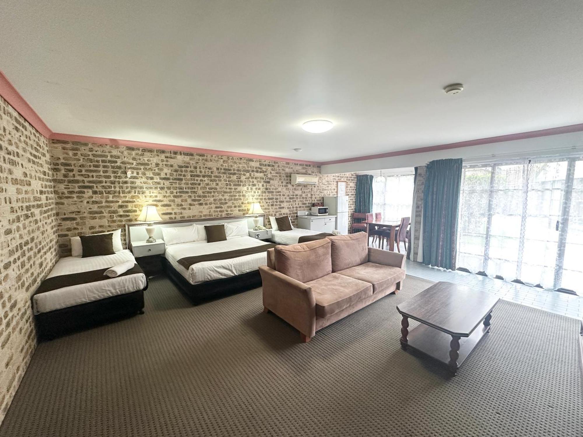 Motel Sir Francis Drake à Heatherbrae Extérieur photo