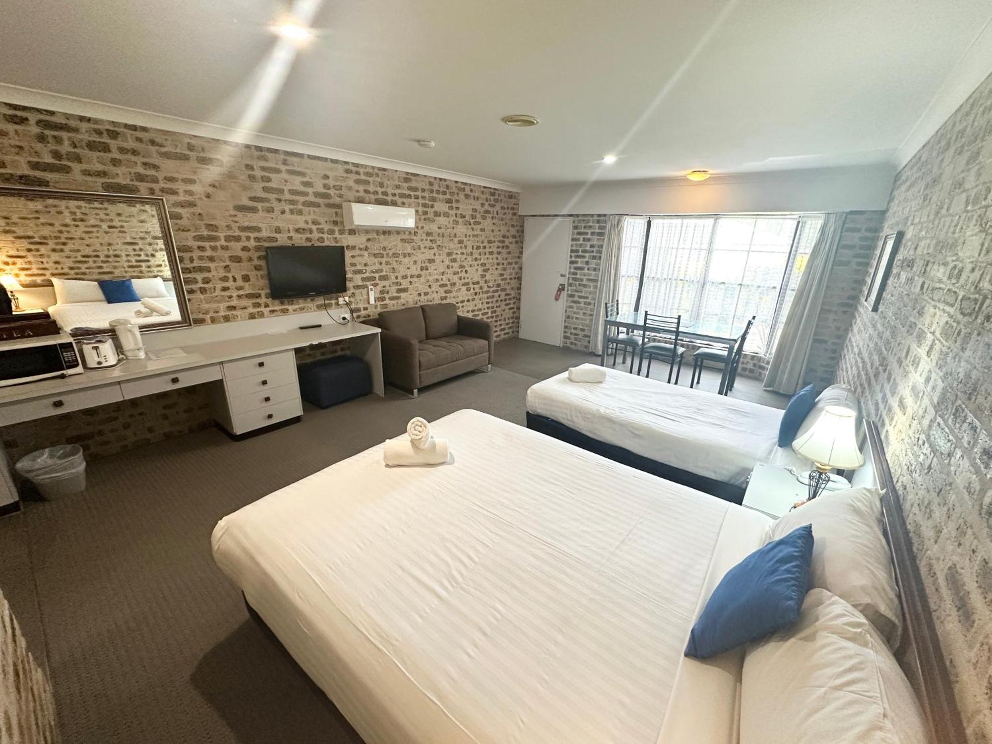 Motel Sir Francis Drake à Heatherbrae Extérieur photo